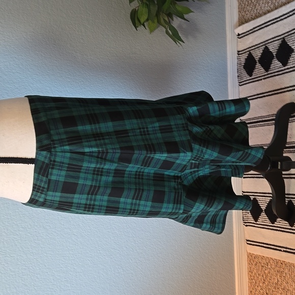 DRAPER JAMES Ruffled Hem Skirt Blackwatch Plaid in Ever Green Tartan Sz 8 Xmas - Picture 6 of 8